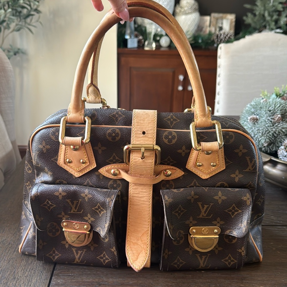 Authentic Louis Vuitton Manhattan large satchel bag good condition from 90’s